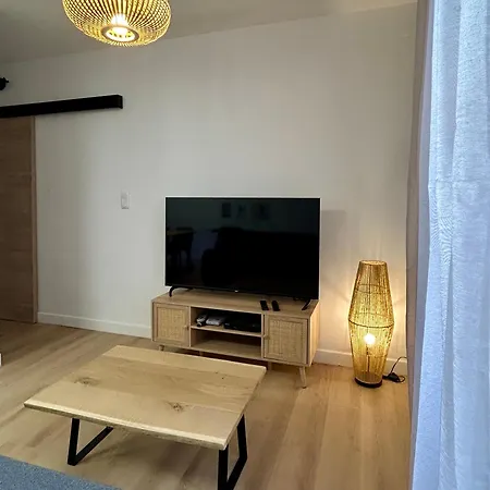Detente Et Sauna Privatif - T2 Cosy St-geraud Apartment